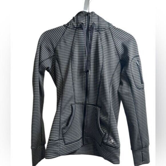EUC 90 Degrees by Reflex Black White Micro Stripe Athletic Yoga Zip Jacket - SM - Picture 1 of 9
